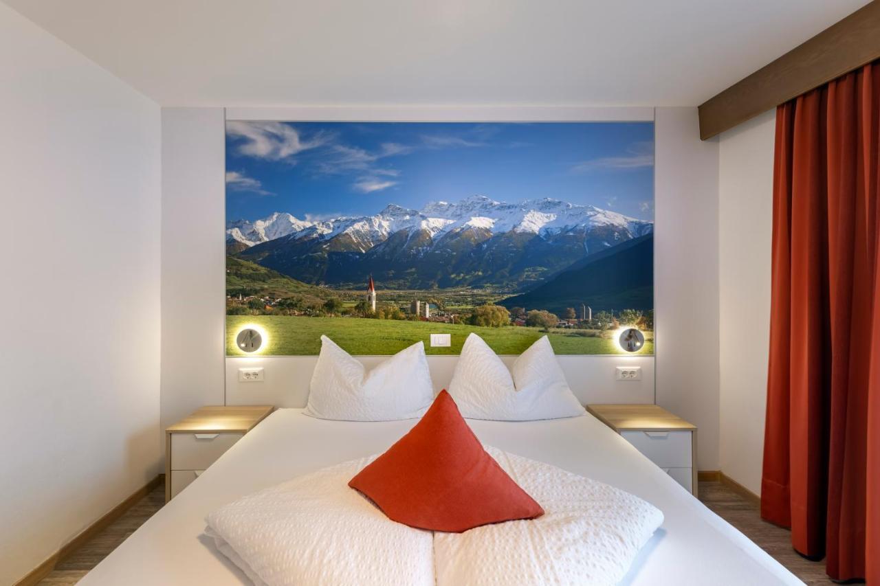 Pension Florian บัวร์กูสิโอ ภายนอก รูปภาพ